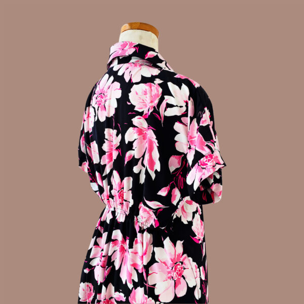 vestido Laura negro flores rosa - Imagen 3