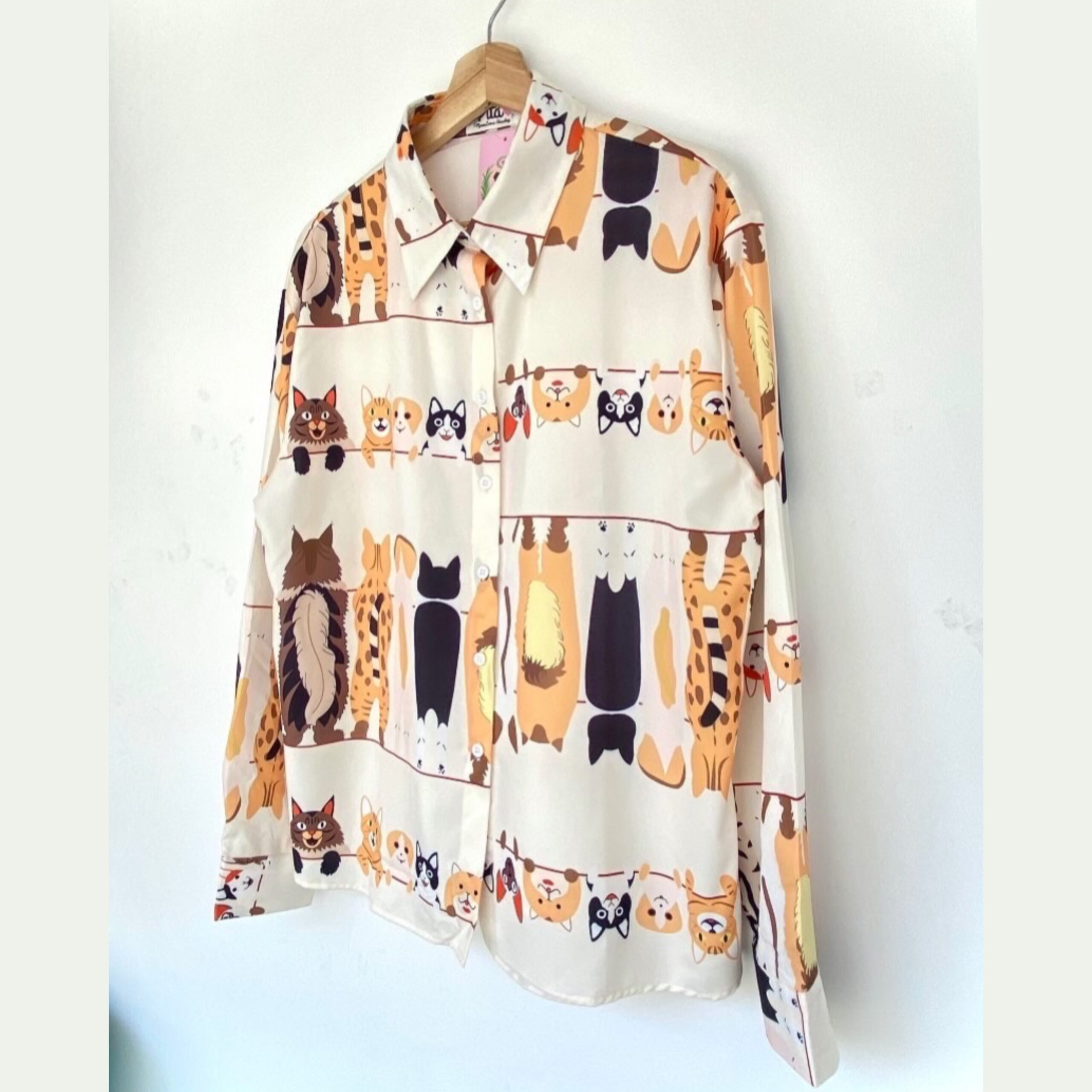 Blusa gatitos canela beige - Imagen 2